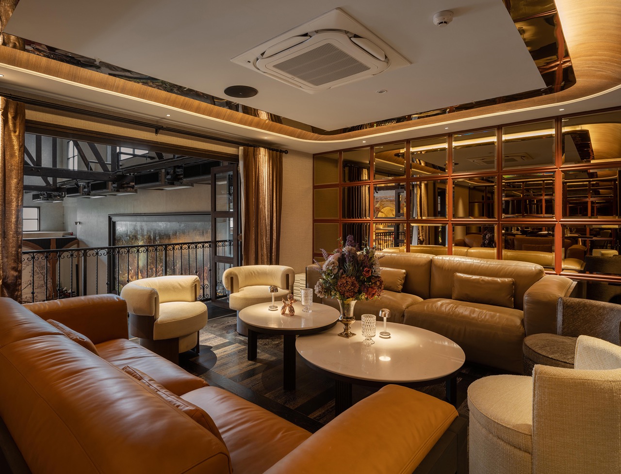 Kilik Social Club – เลานจ์ส่วนตัวชั้นบน ออกแบบภายในโดย Gratitude Design